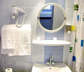 Lucien Hotel Paris