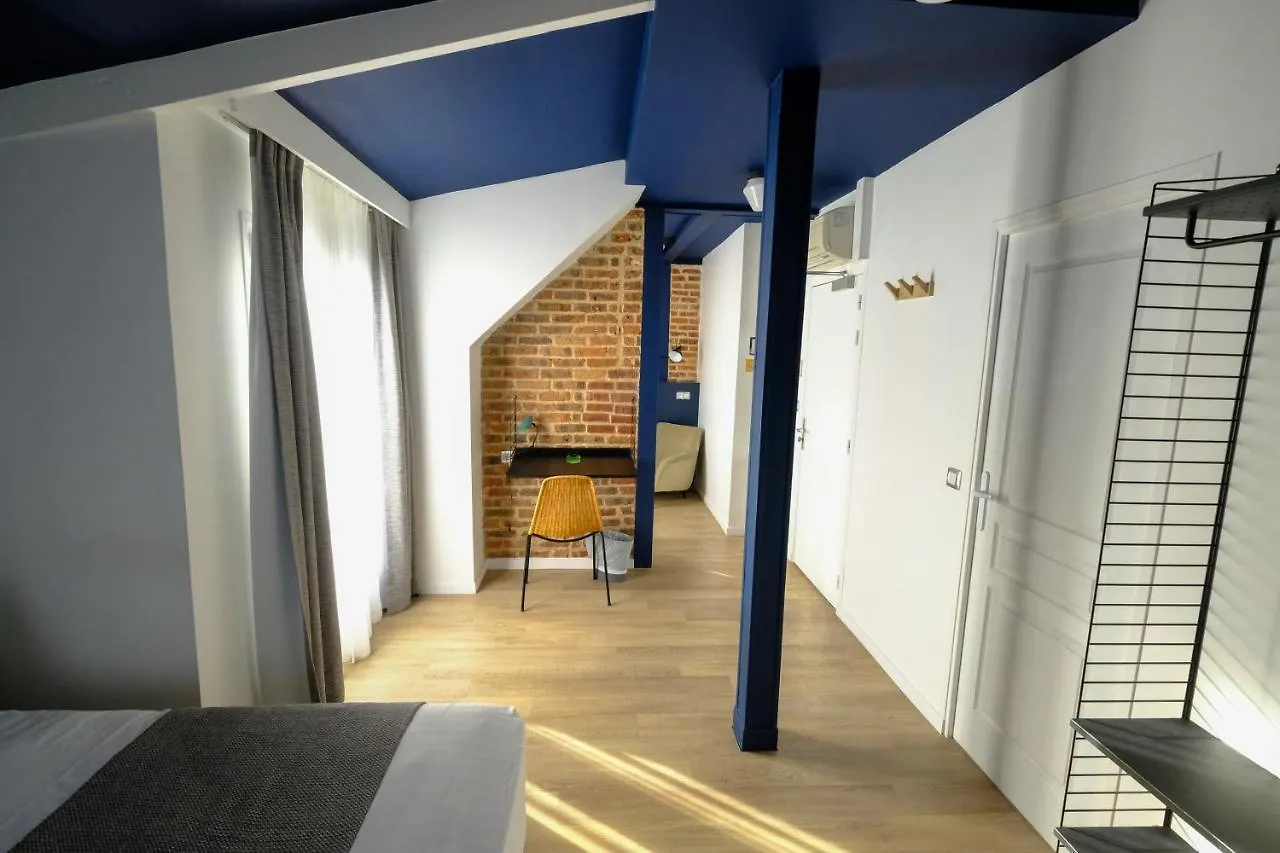 Hotel Lucien 2*
