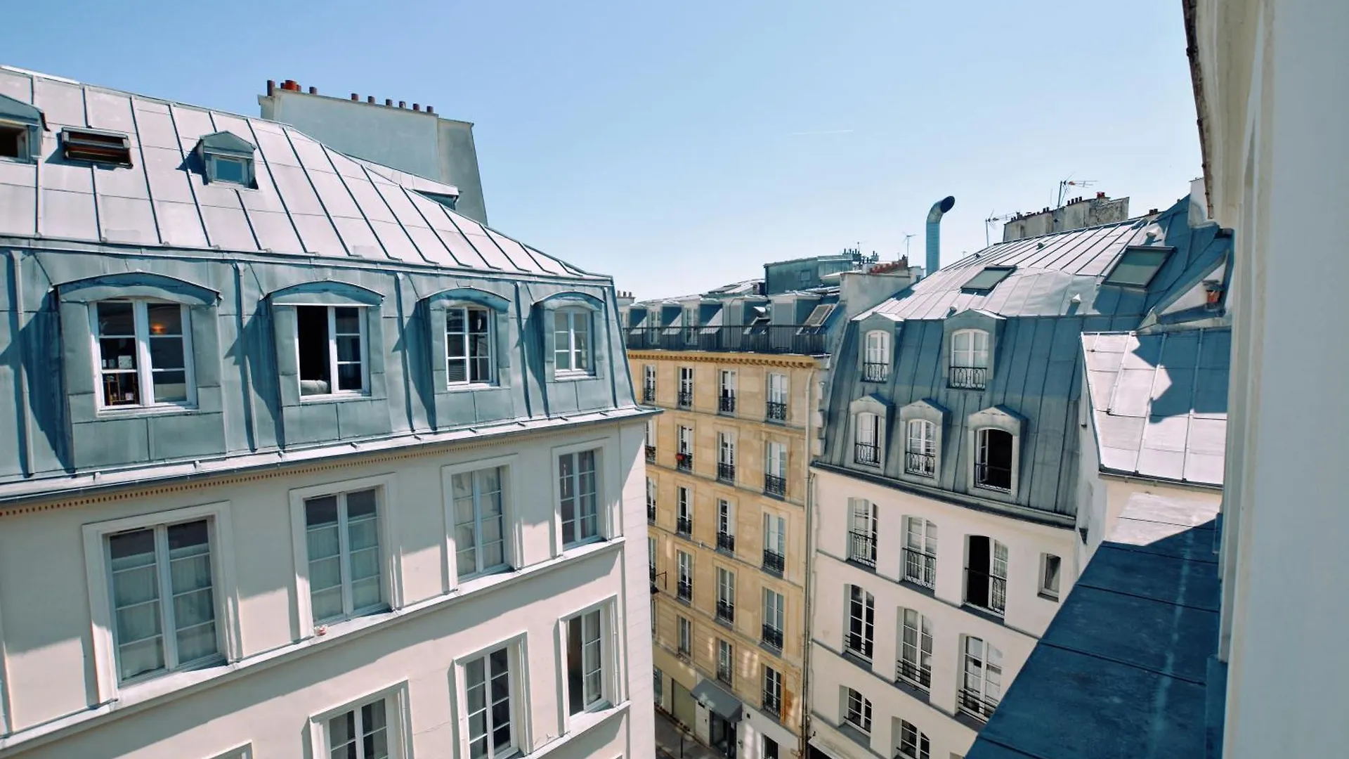 Lucien 2* Paris